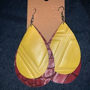 Leather earrings